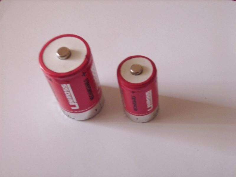 Fichier:Accumulateurs Nickel-Cadmium.jpg